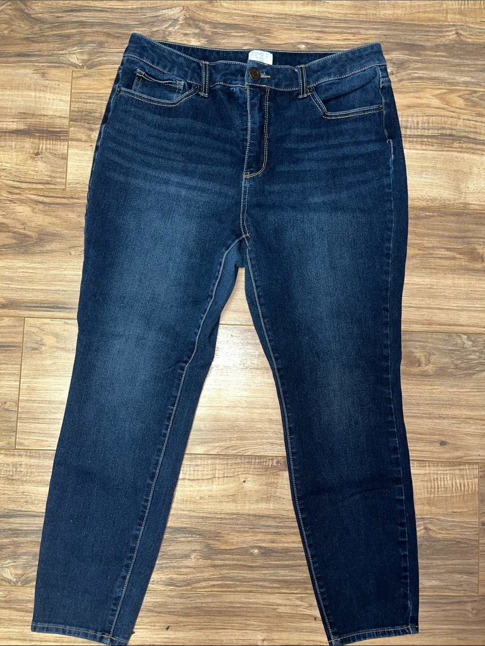 Women’s 12 Short Time and Tru Classic Slim Fit Jeans